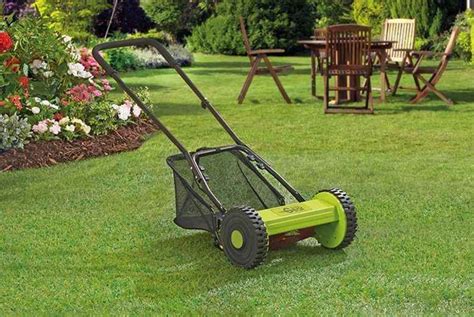 This five-blade mulching <b>mower</b> has a 16-inch cutting width and a nine-position lever height adjustment ranging from 0. . Best manual push mower